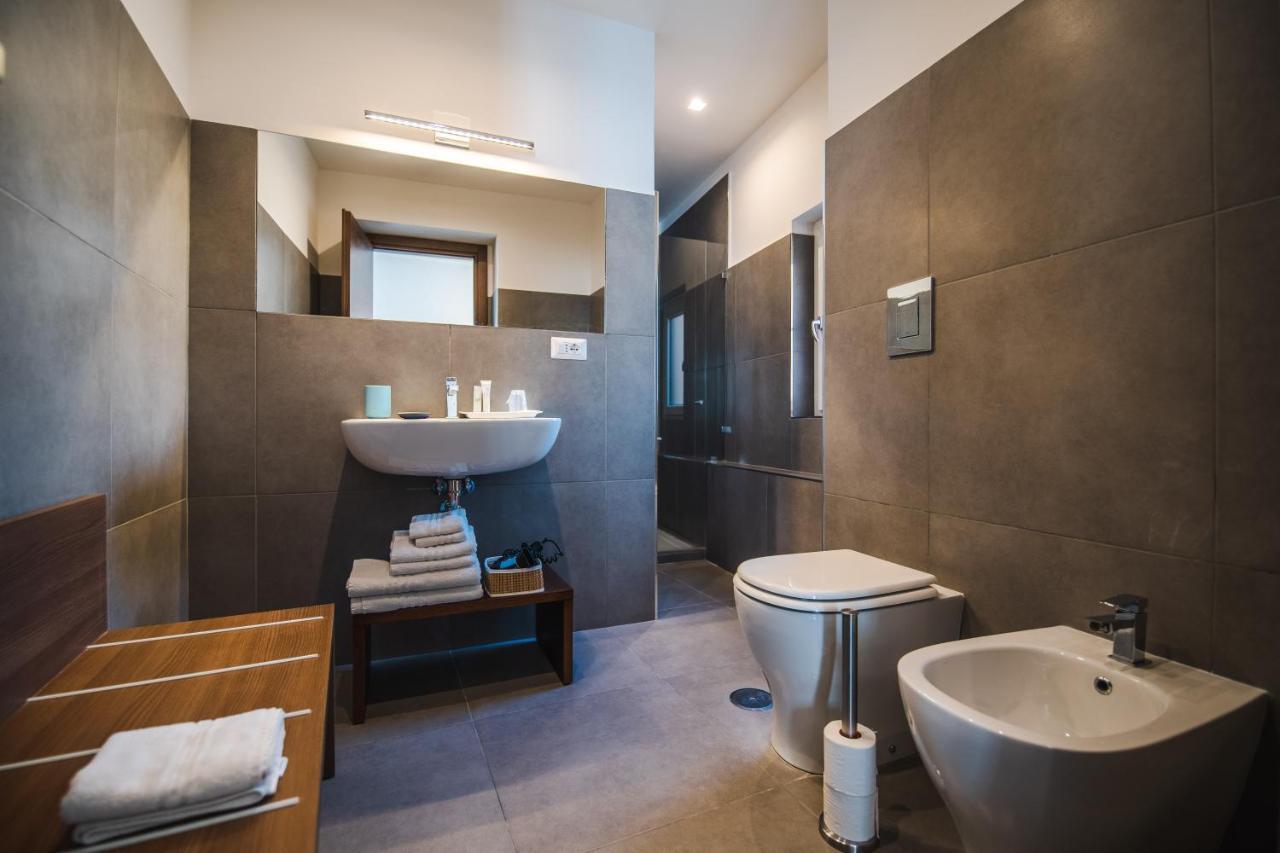 Arco Dei Pinto Bed & Breakfast Salerno Ngoại thất bức ảnh