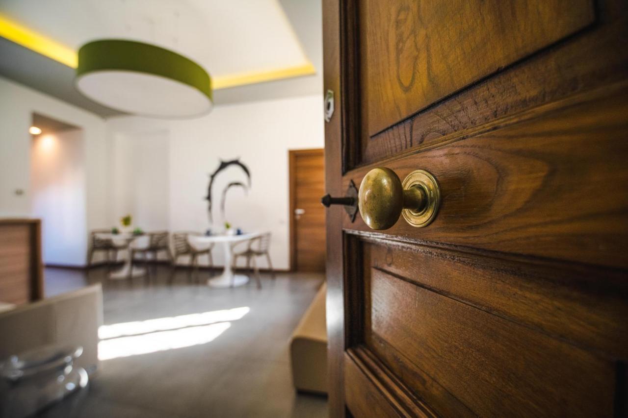 Arco Dei Pinto Bed & Breakfast Salerno Ngoại thất bức ảnh