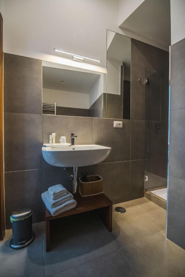 Arco Dei Pinto Bed & Breakfast Salerno Ngoại thất bức ảnh
