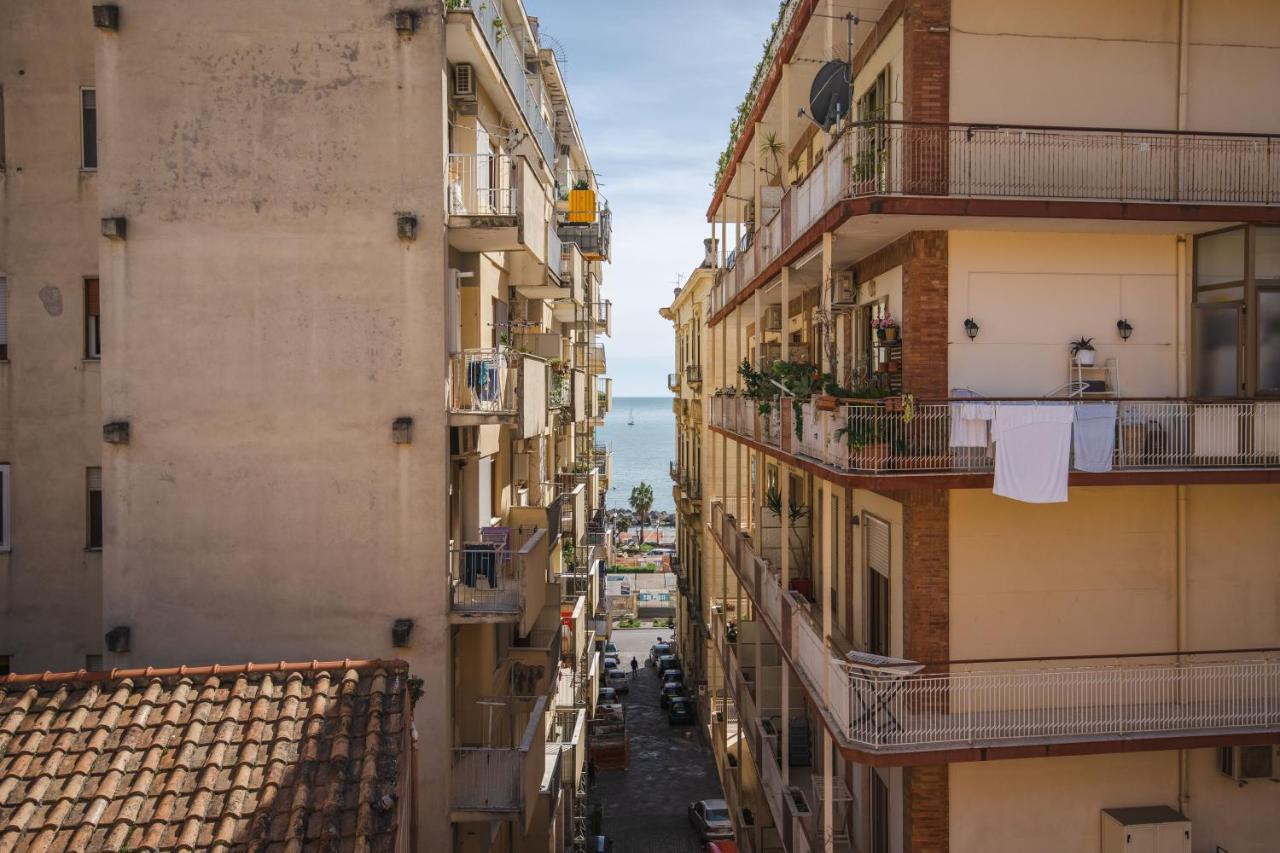 Arco Dei Pinto Bed & Breakfast Salerno Ngoại thất bức ảnh