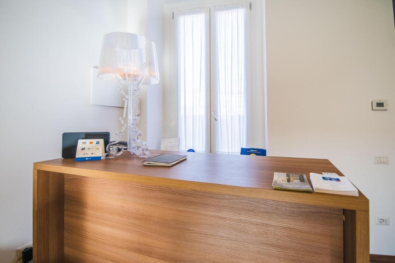 Arco Dei Pinto Bed & Breakfast Salerno Ngoại thất bức ảnh